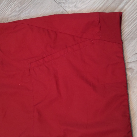 St Louis Cardinals NFL windbreaker jacket with big front pocket - Picture 9 of 14